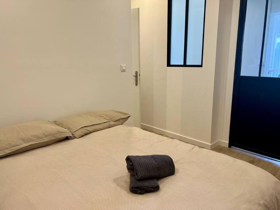 Montpellier Centre - La Fenetre De L'Ecusson Apartment Luaran gambar