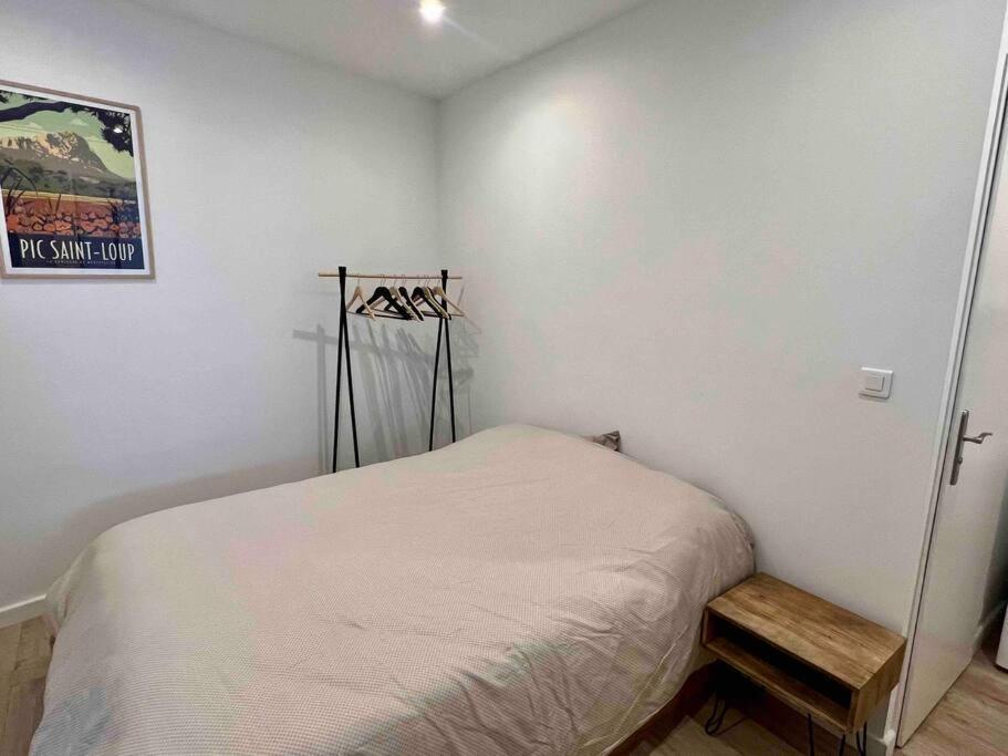 Montpellier Centre - La Fenetre De L'Ecusson Apartment Luaran gambar