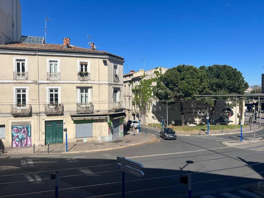 Montpellier Centre - La Fenetre De L'Ecusson Apartment Luaran gambar